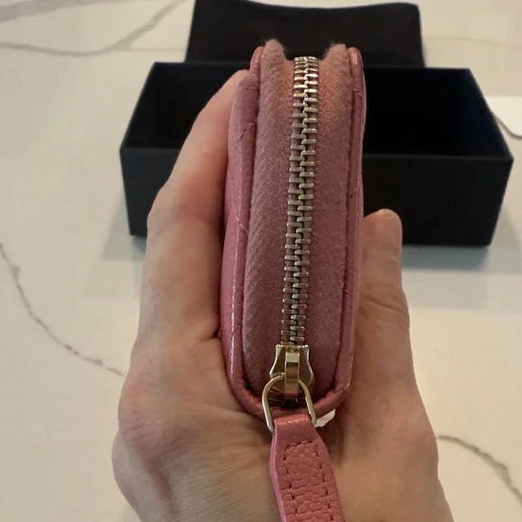 Chanel Quilted Pink Wallet with Gold Accents - Picture 6 of 9